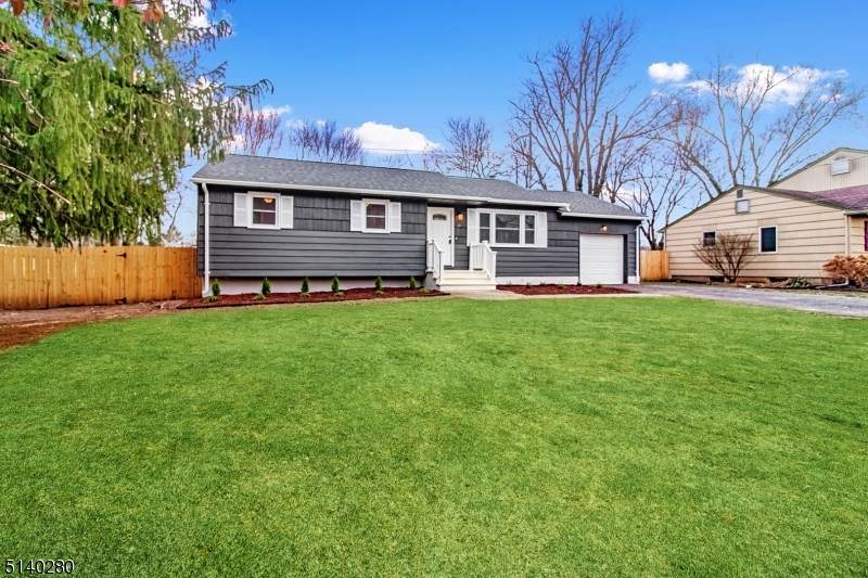 20 Amwell Rd - Photo 1