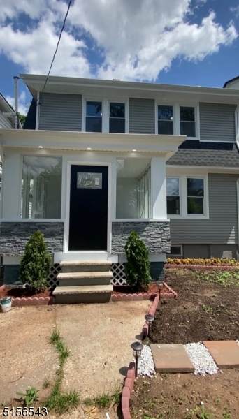 18 Ridgewood Ave - Photo 1