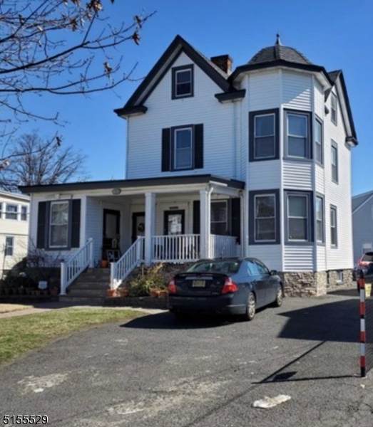 219 Lafayette Ave - Photo 1