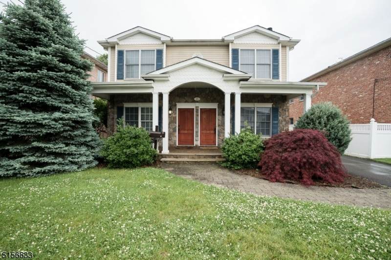 84 North St - Photo 1