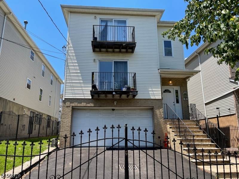 26 Seabury St - Photo 1