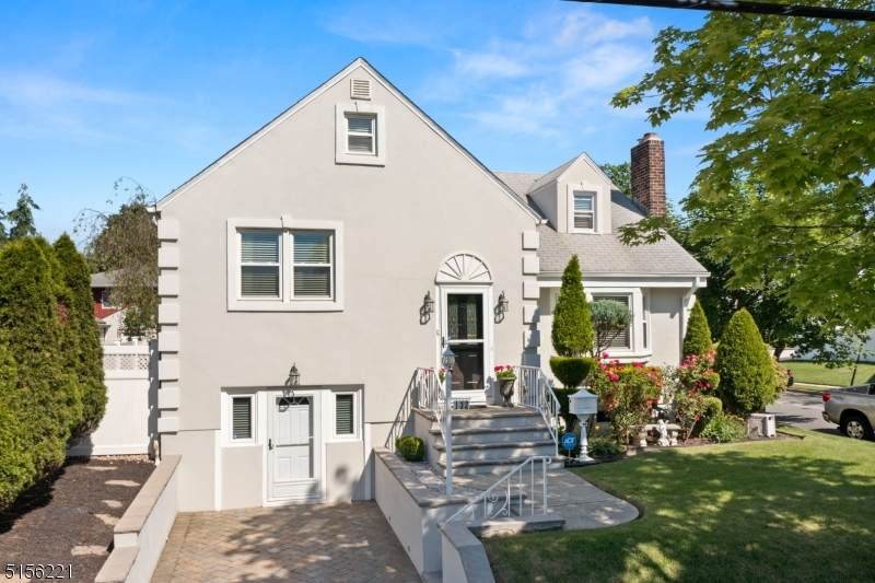 132 Morristown Rd - Photo 1