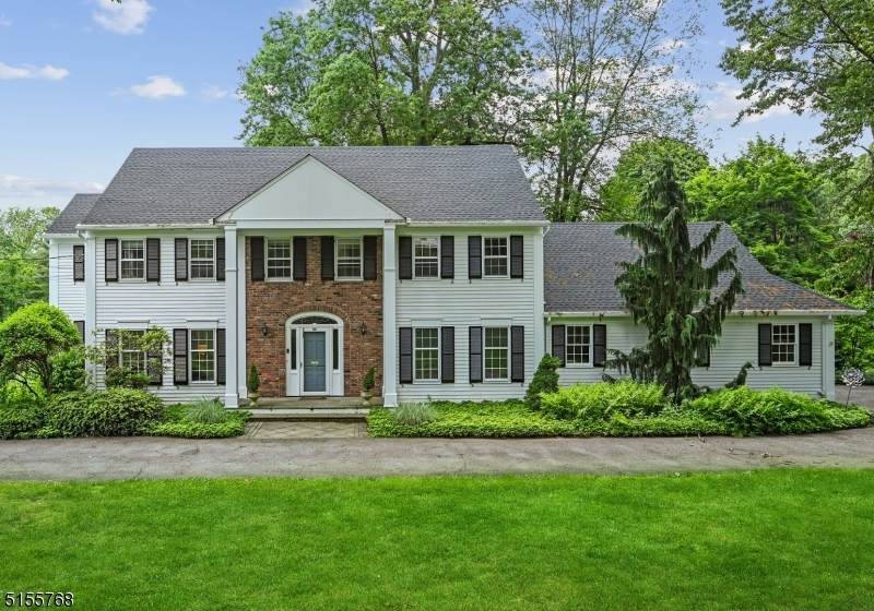 43 Midwood Ter - Photo 1