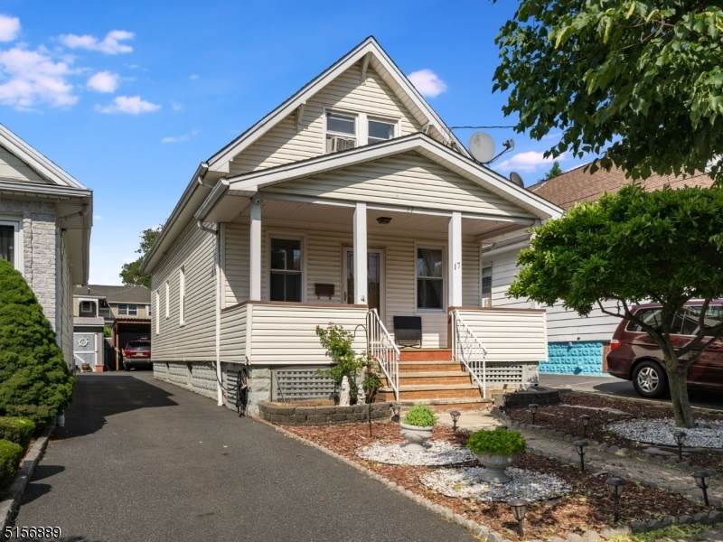 17 Bellevue Street - Photo 1