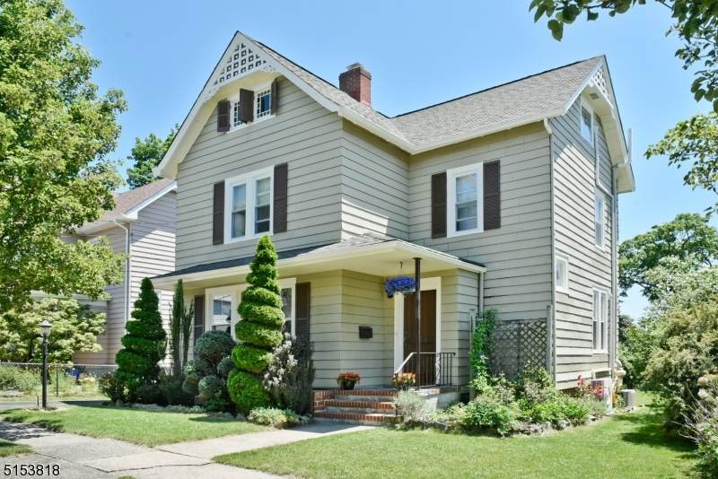 234 Madison St - Photo 1