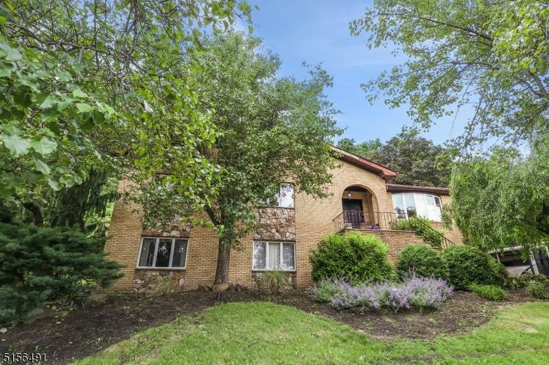 14 Columbus Ave - Photo 1