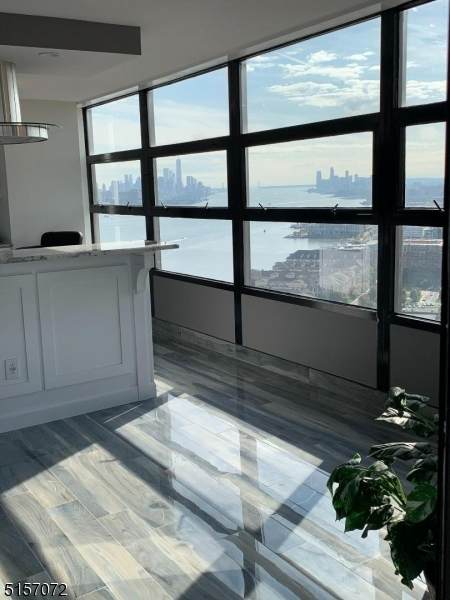 6050 Blvd - Photo 1
