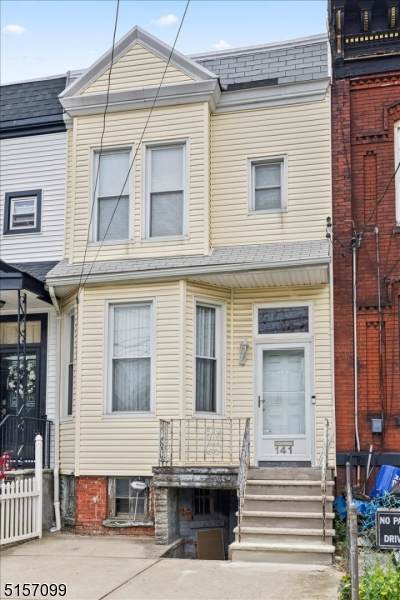 141 Clerk St - Photo 1