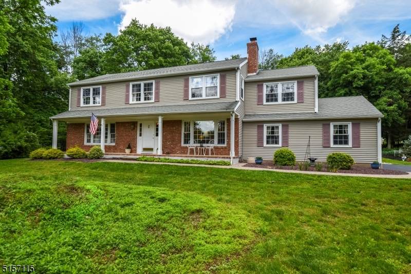 6 Cheryle Way - Photo 1
