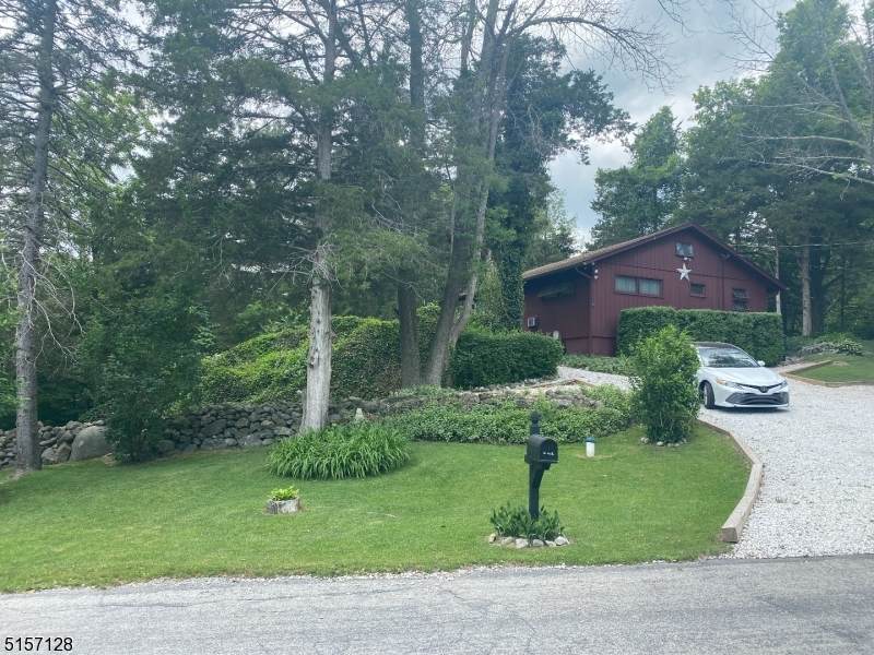 1 Nasturtium Ave - Photo 1