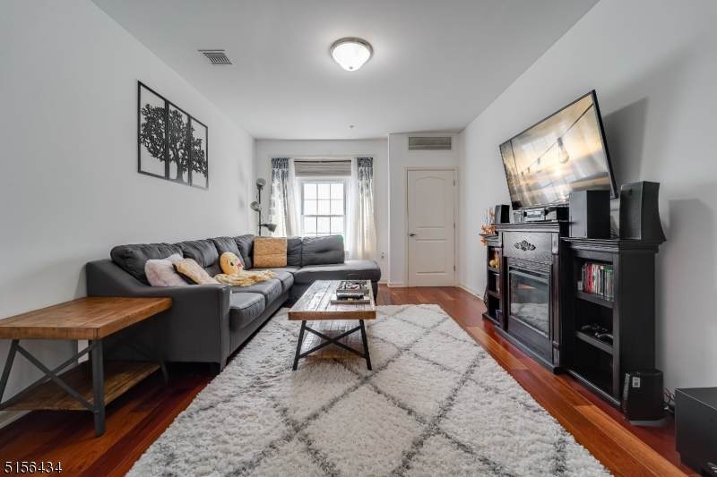 104 E Elizabeth Ave - Photo 1