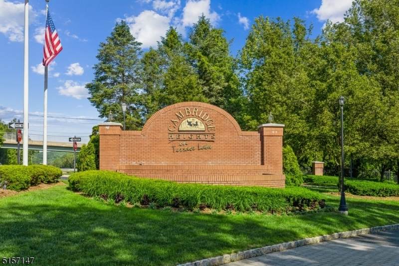 414 Cambridge Dr - Photo 1