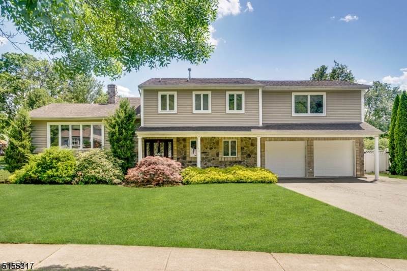 18 Harwood Pl - Photo 1