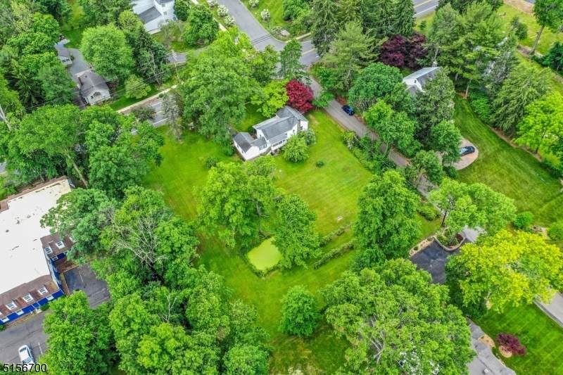1404 Valley Rd - Photo 1