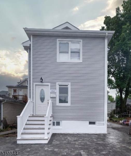 363 Columbia Ave - Photo 1