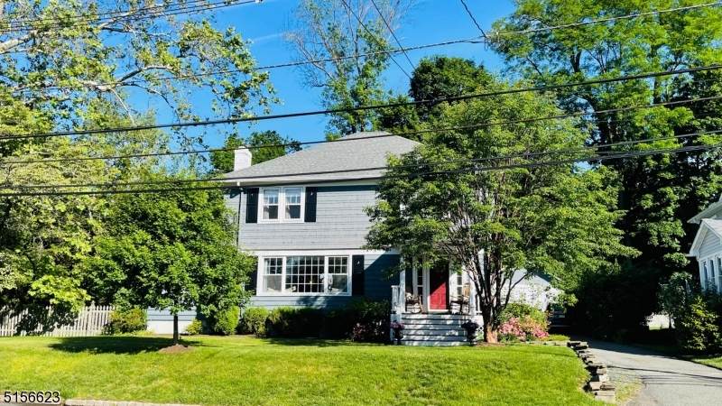 14 Rosedale Ave - Photo 1