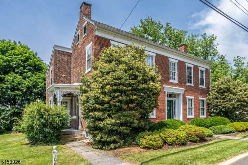 109 Washington Street - Photo 1