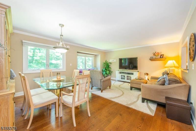 12 Parsons Ct - Photo 1