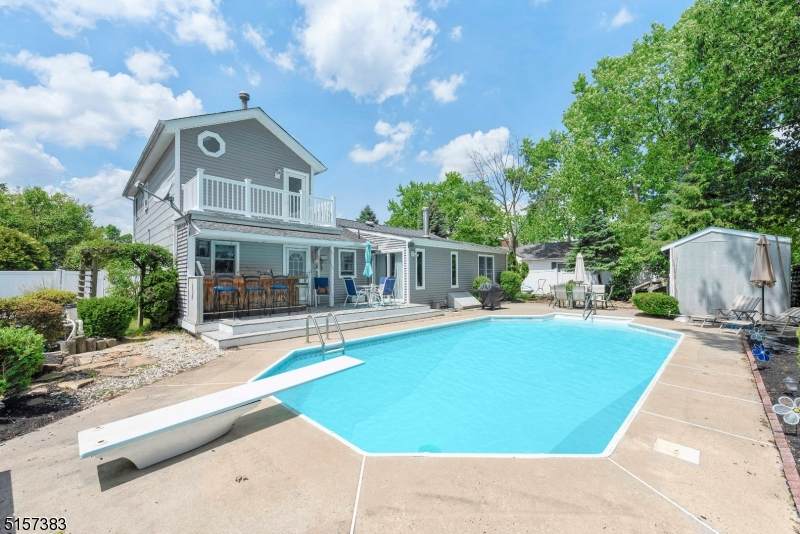 394 Harper Ave - Photo 1