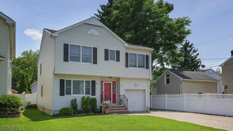 2036 Prospect Ave - Photo 1