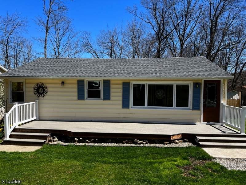 63 Alder Ter - Photo 1