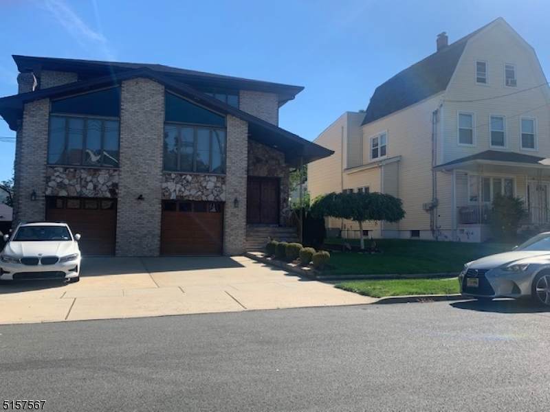 537 2nd Ave - Photo 1