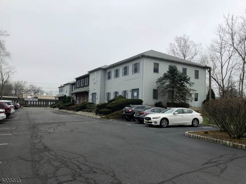 91 Clinton Rd Unit 1B - Photo 1