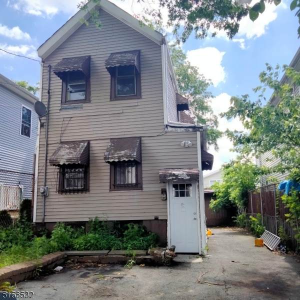442 S 9Th St - Photo 1