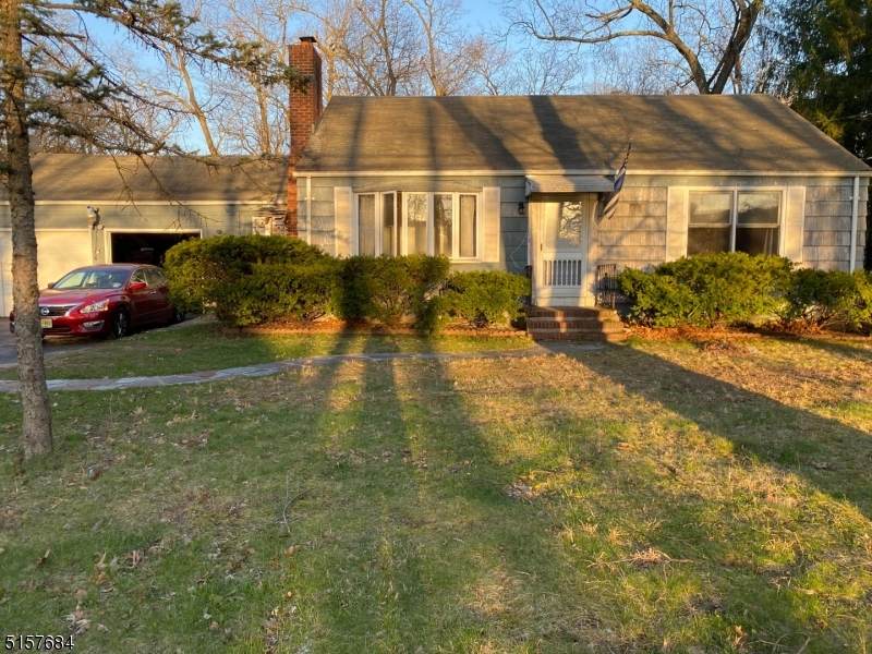 167 Devoe Ave - Photo 1