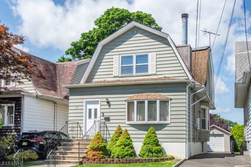 87 Curie Ave - Photo 1