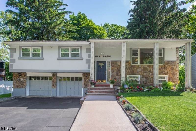 101 Warren Rd - Photo 1
