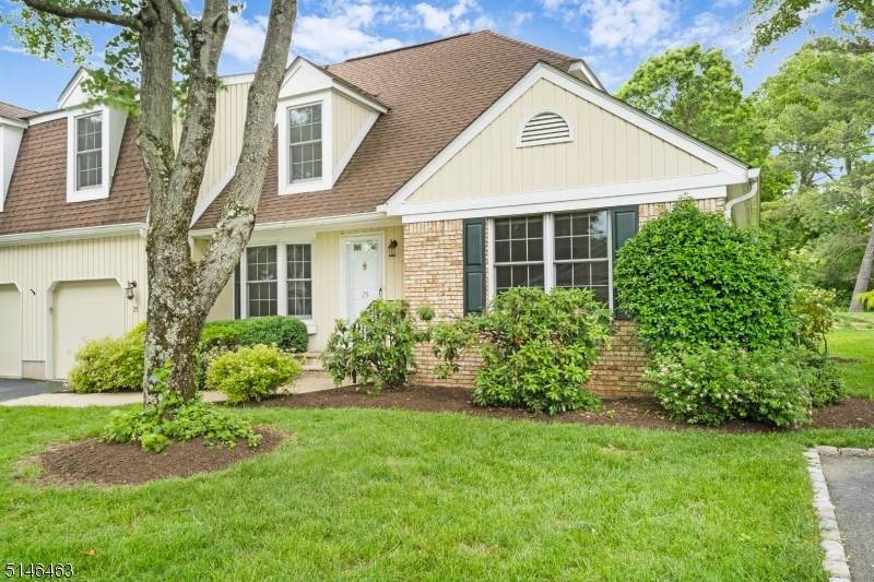 25 Fairbanks Ln - Photo 1