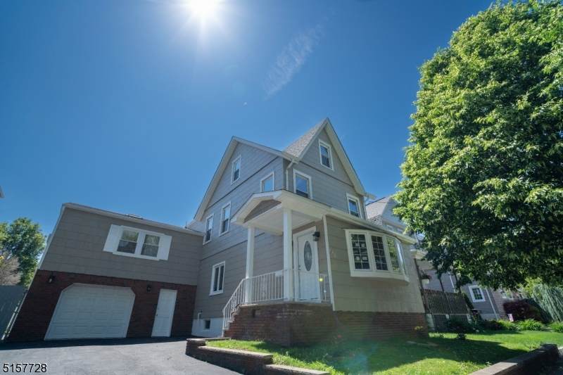 232 Sheridan Ave - Photo 1
