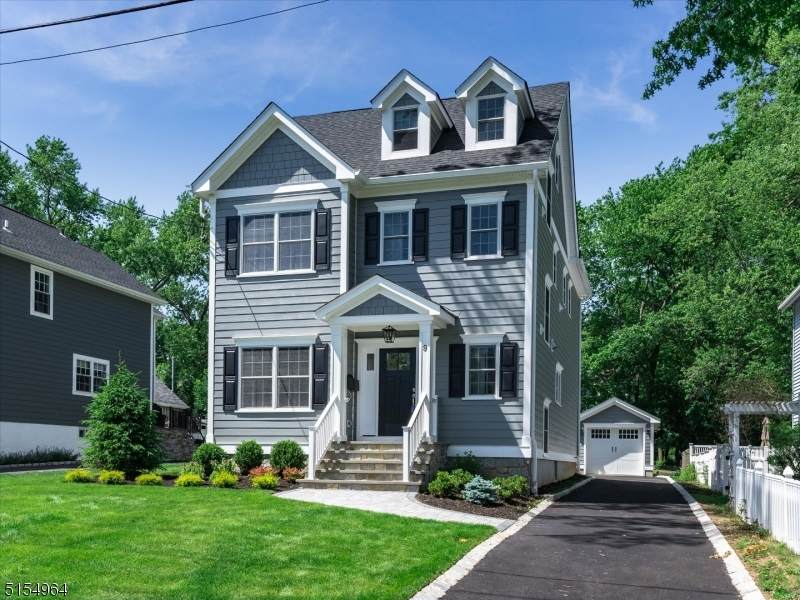 9 Vine St - Photo 1