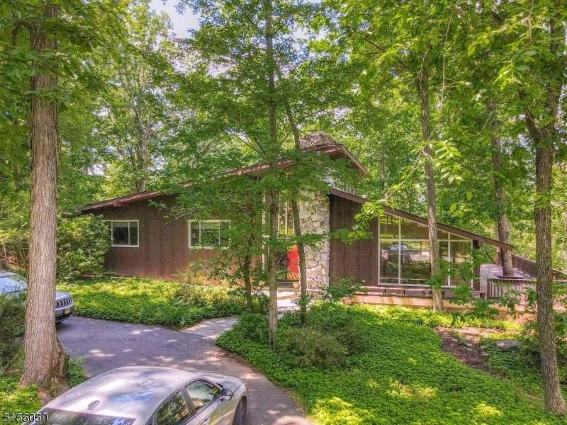 3 Davids Ln - Photo 1