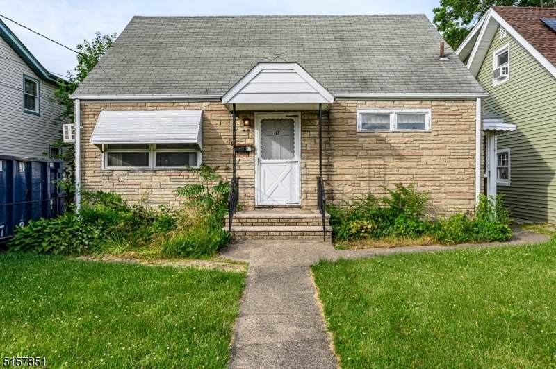 17 Patton St - Photo 1