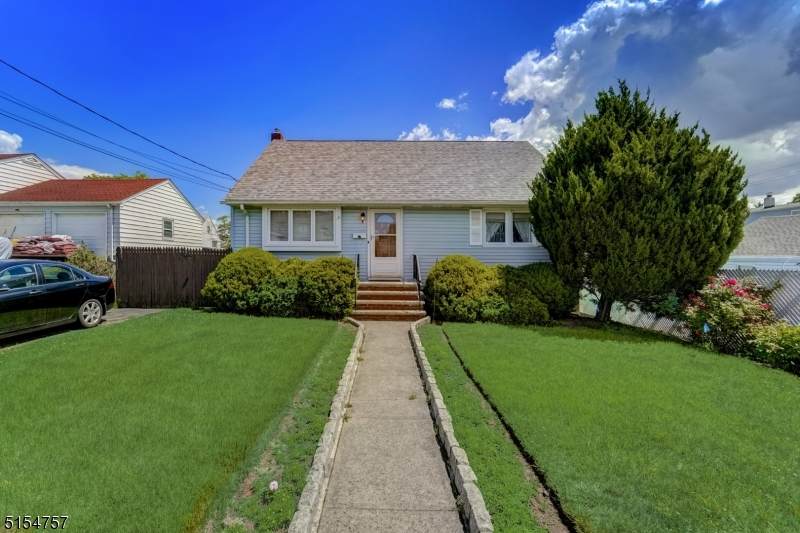282 Linwood Ave - Photo 1