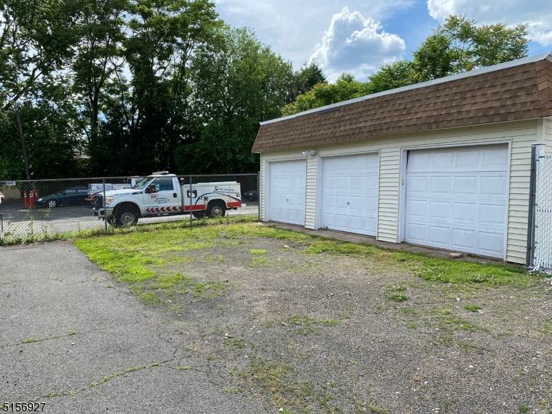 357 W Clinton St - Photo 1