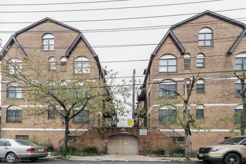 63 Rome St - Photo 1