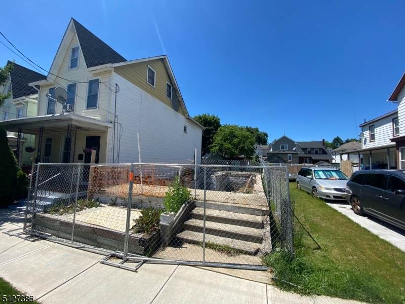 63 Heckman St - Photo 1