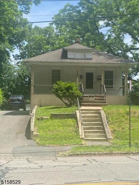 160 N Livingston Ave - Photo 1