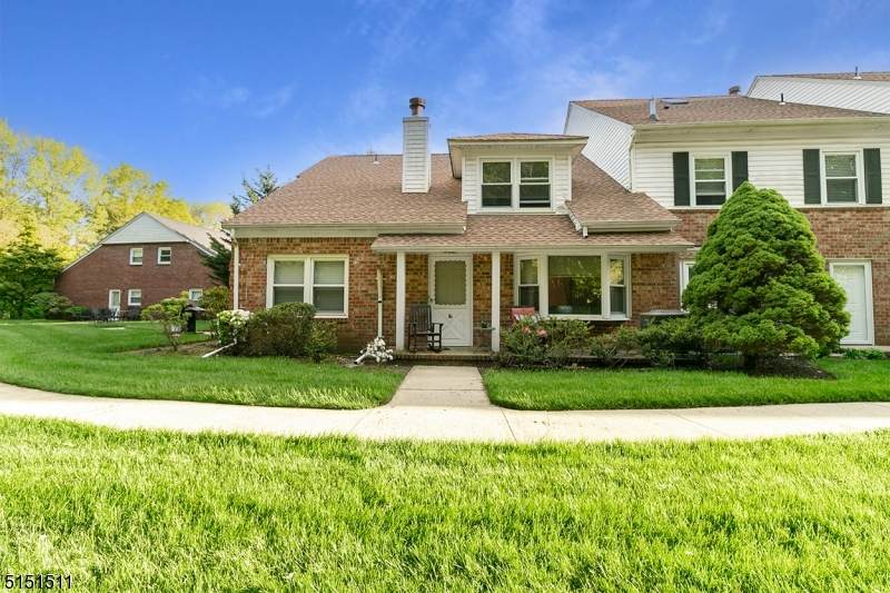 16 Harwich Ct - Photo 1