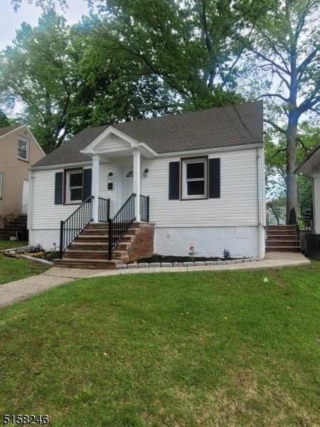 919 Oak St - Photo 1