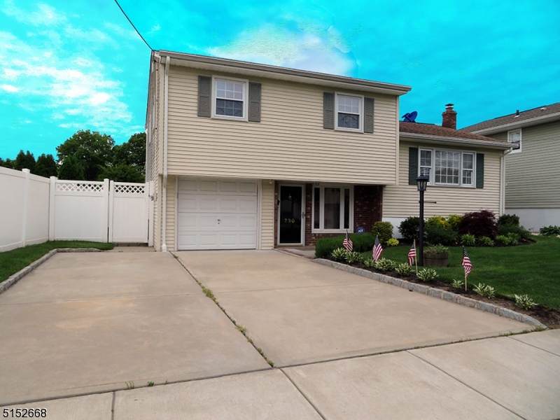 730 Haven Pl - Photo 1