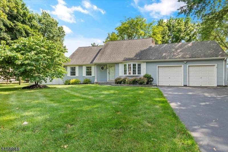 6 Huntsman Ln - Photo 1