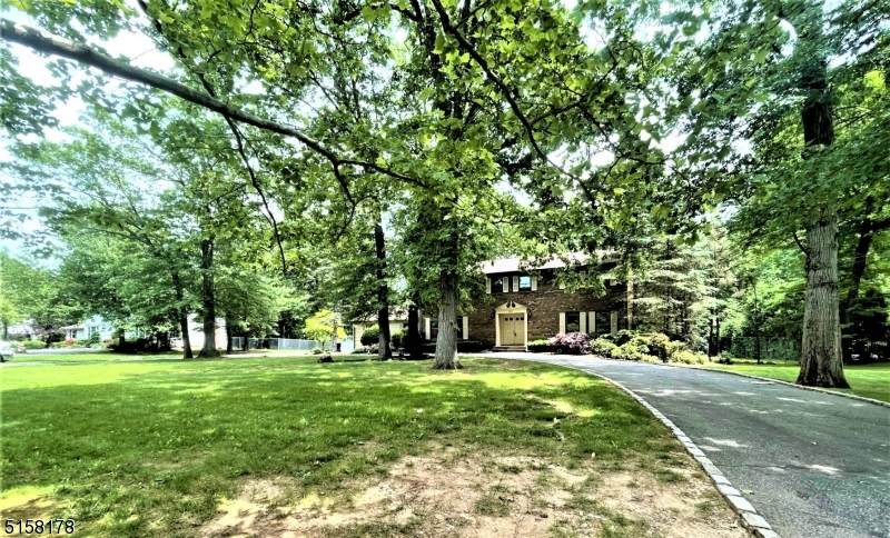 351 Walnut St - Photo 1