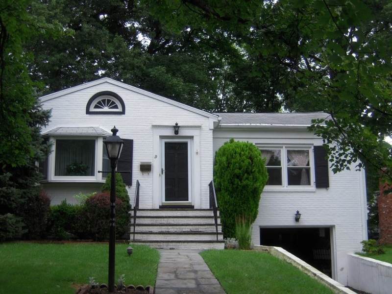 9 Evergreen Ter - Photo 1