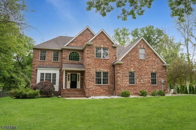 4 Westminster Dr - Photo 1