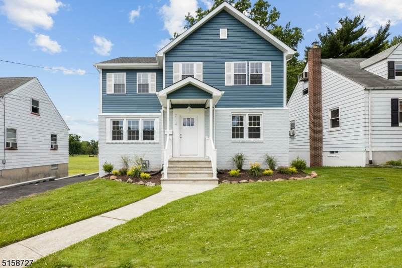 2114 Leonard Ter - Photo 1