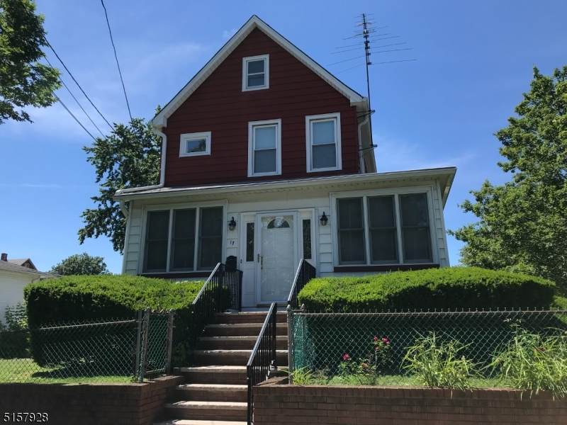 17 Woodland Ave - Photo 1